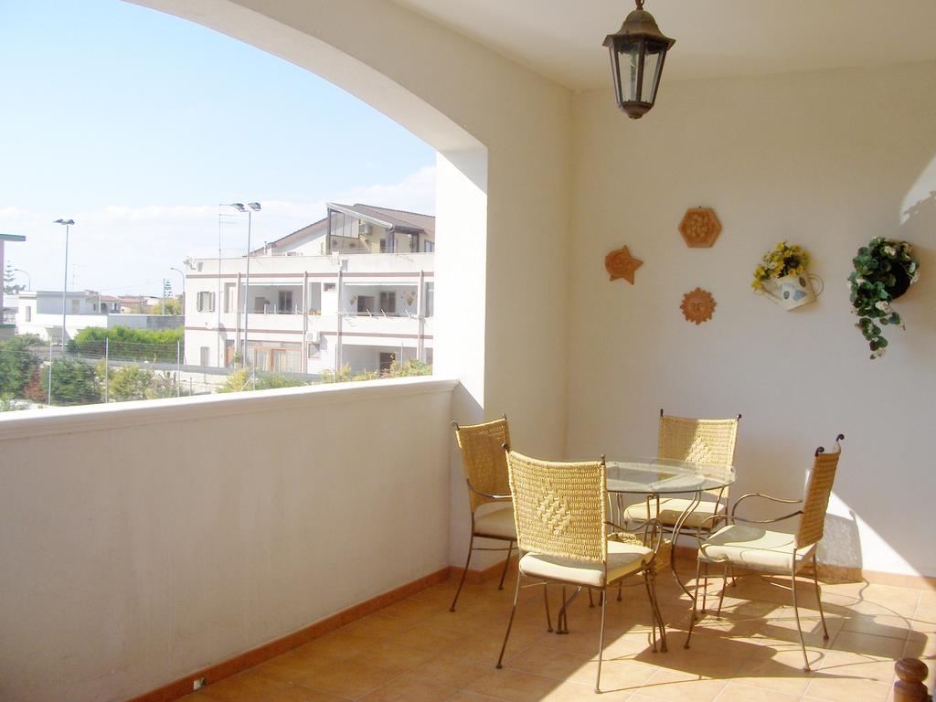 B&B Casa Bianca Taranto Exterior foto